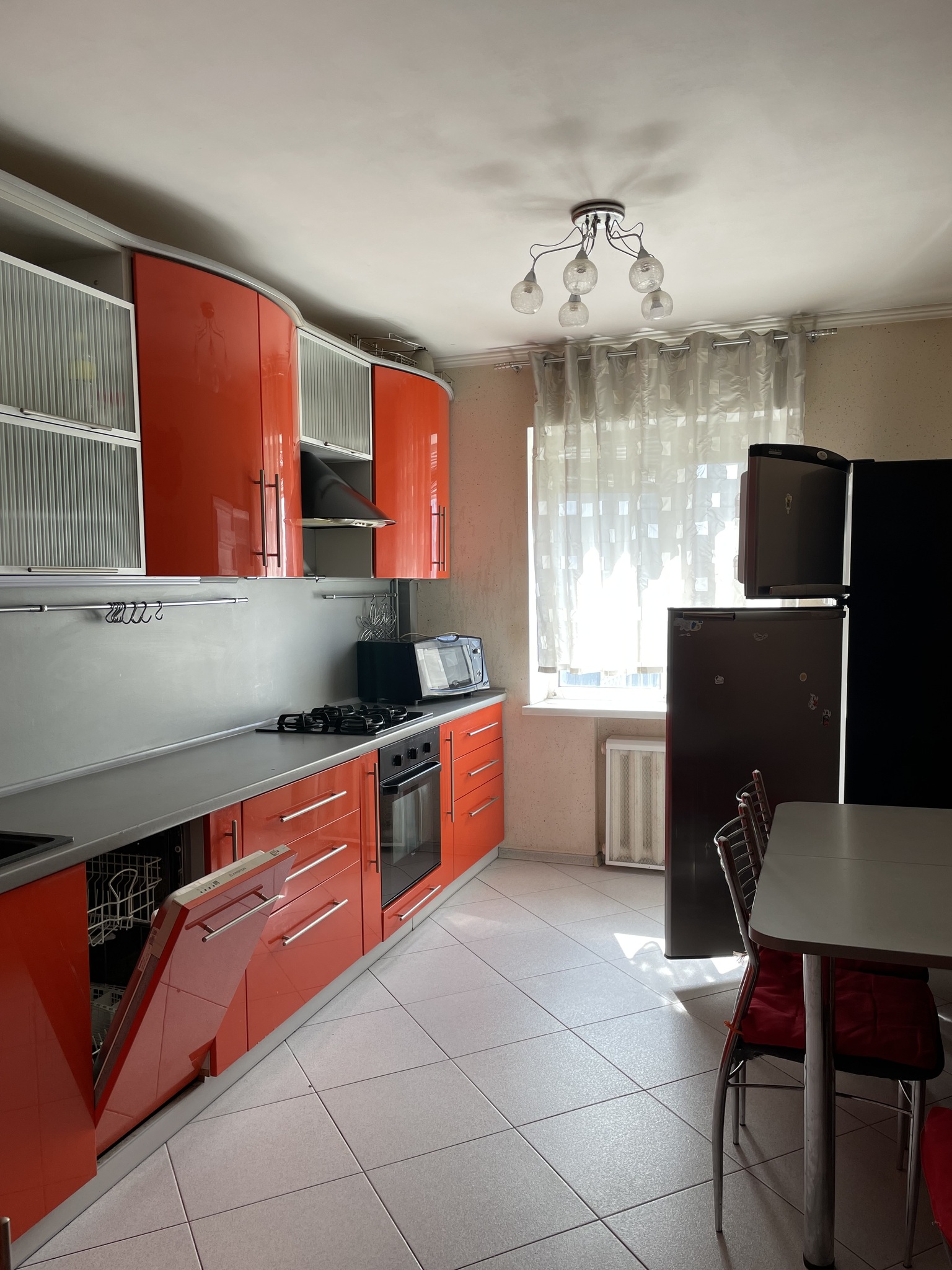 Оренда 3-кімнатної квартири 70 м², Рубана вул., 21
