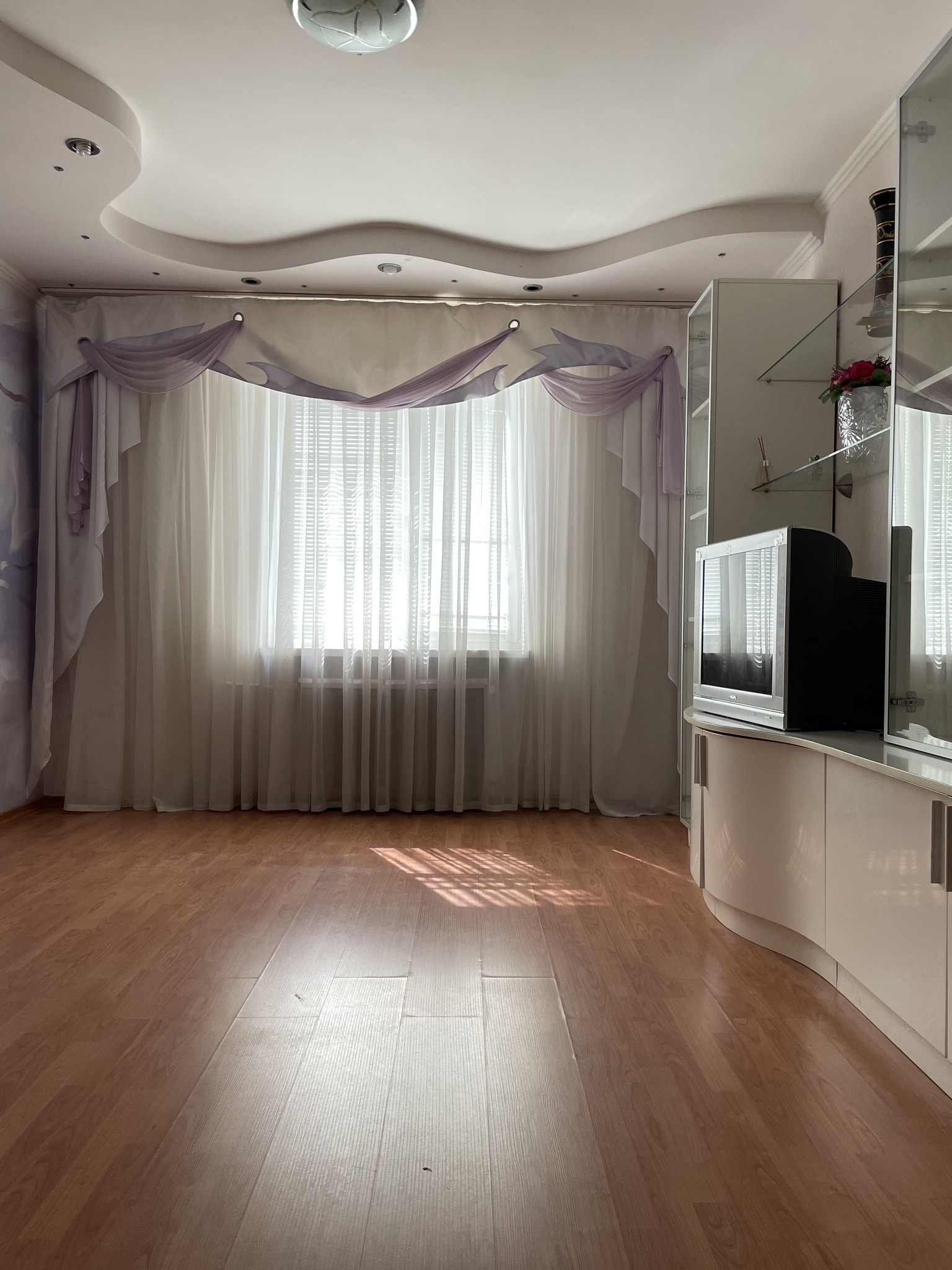 Оренда 3-кімнатної квартири 70 м², Рубана вул., 21
