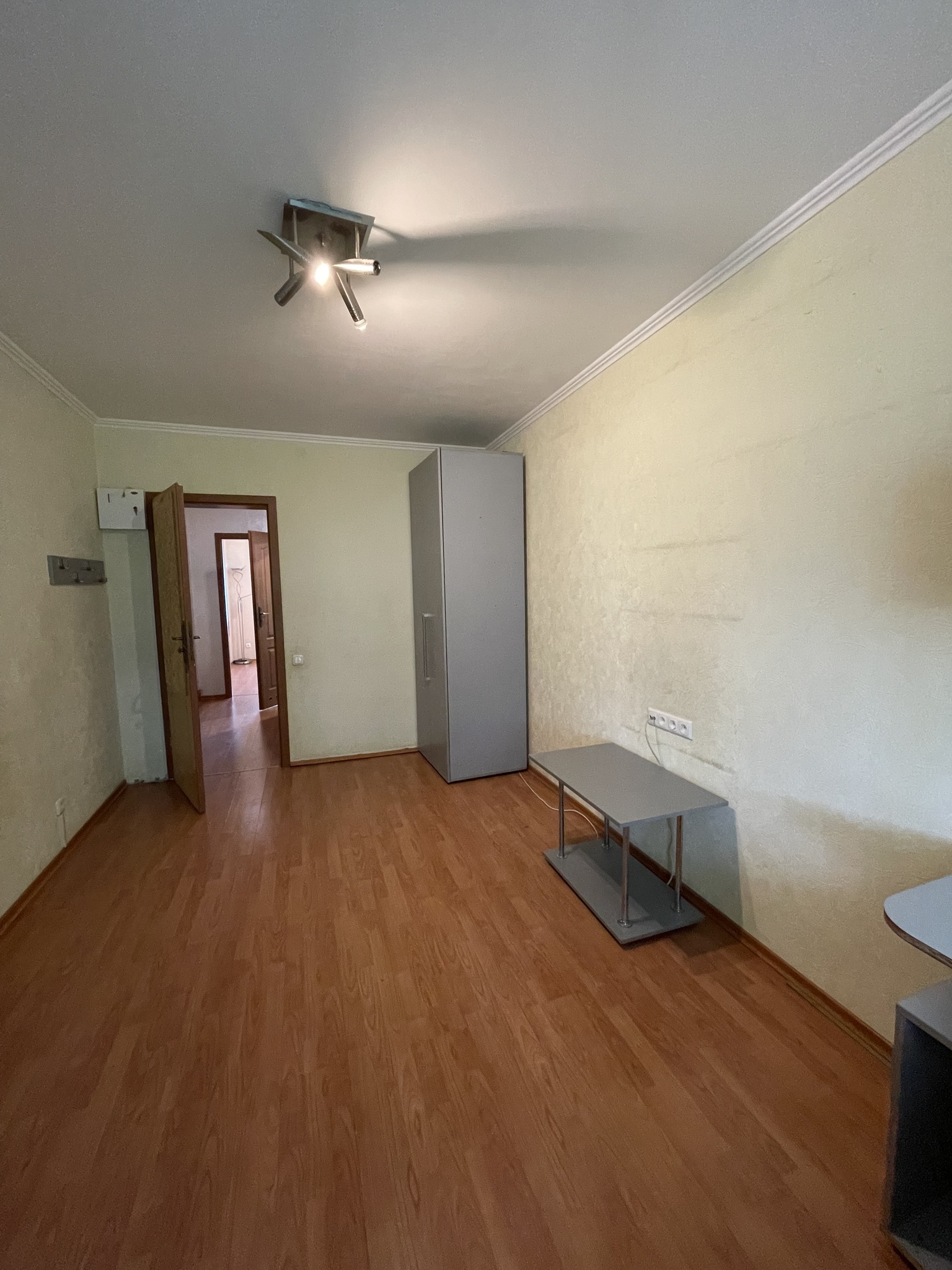 Оренда 3-кімнатної квартири 70 м², Рубана вул., 21