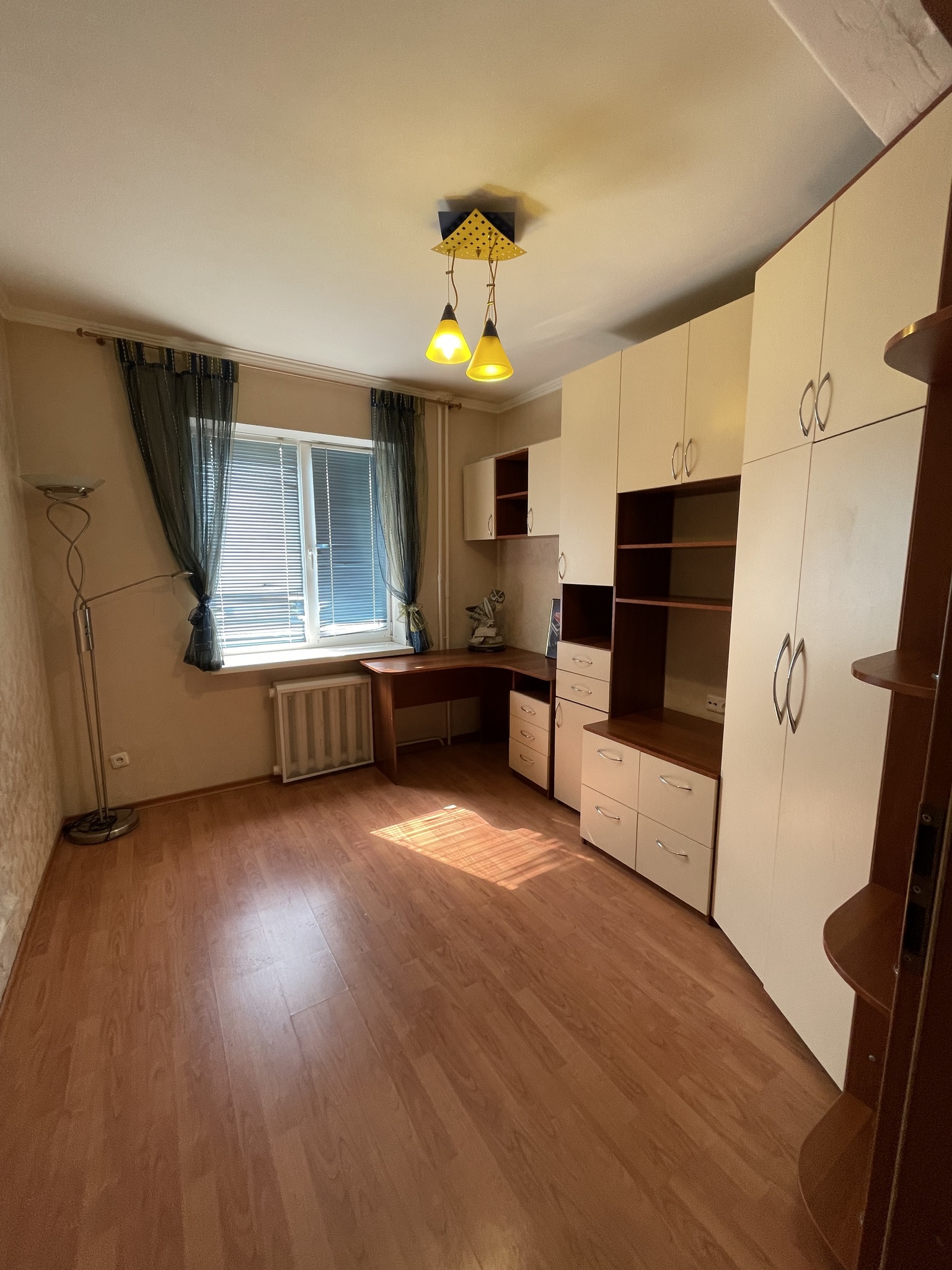 Оренда 3-кімнатної квартири 70 м², Рубана вул., 21