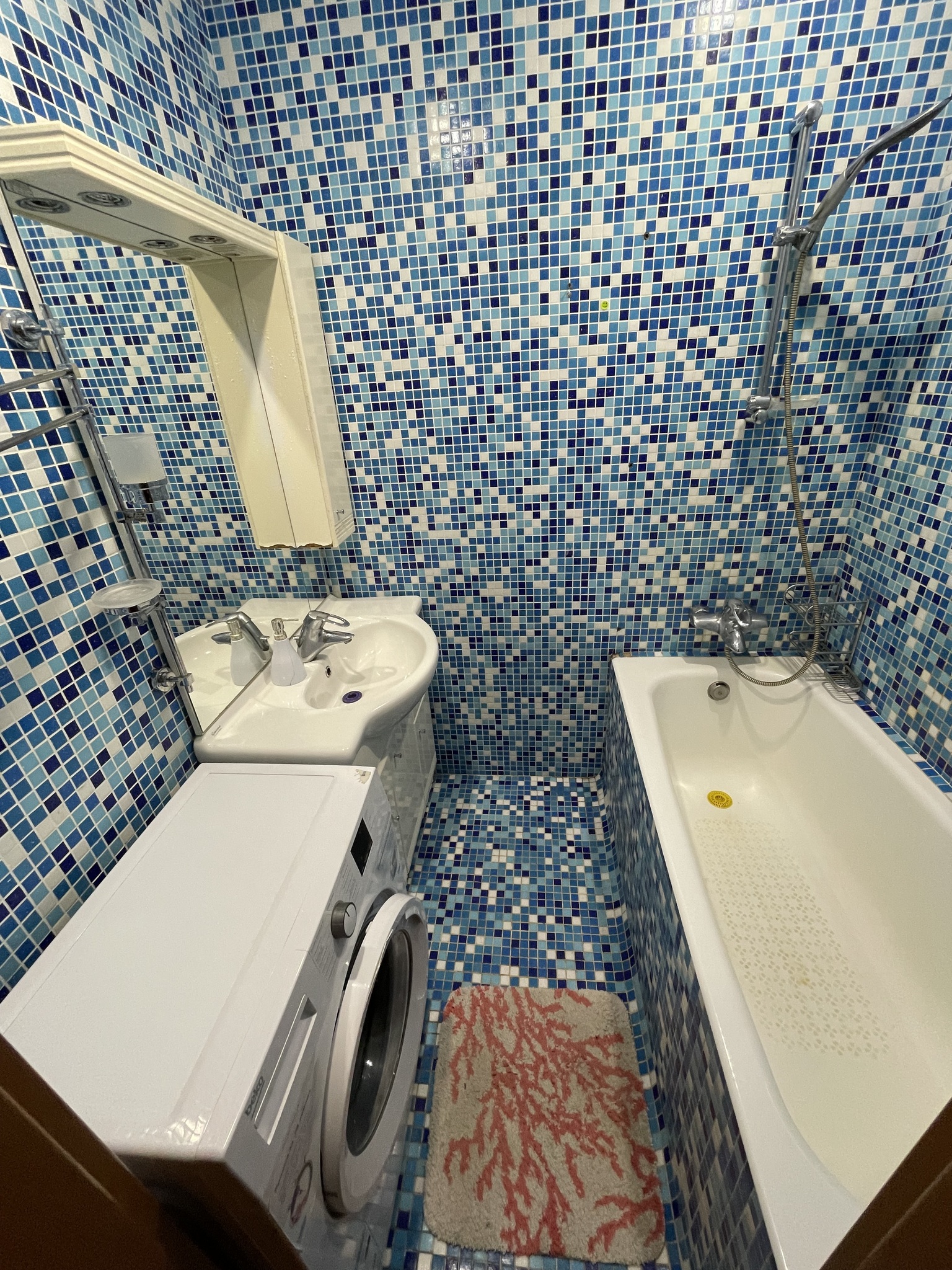 Оренда 3-кімнатної квартири 70 м², Рубана вул., 21