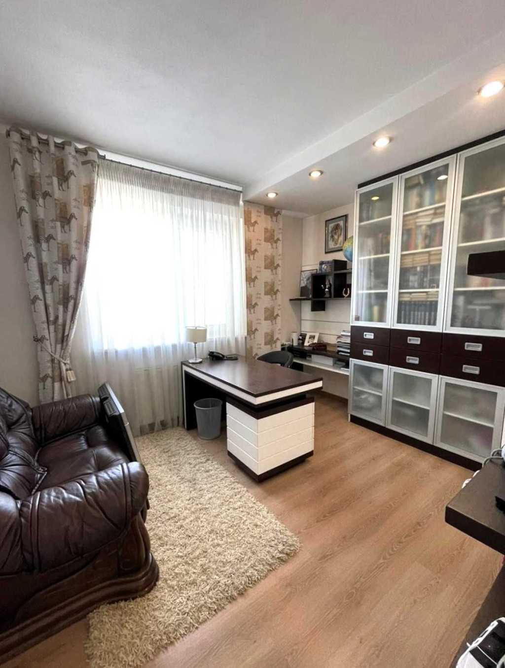 Продажа дома 179.8 м², Глибочицька