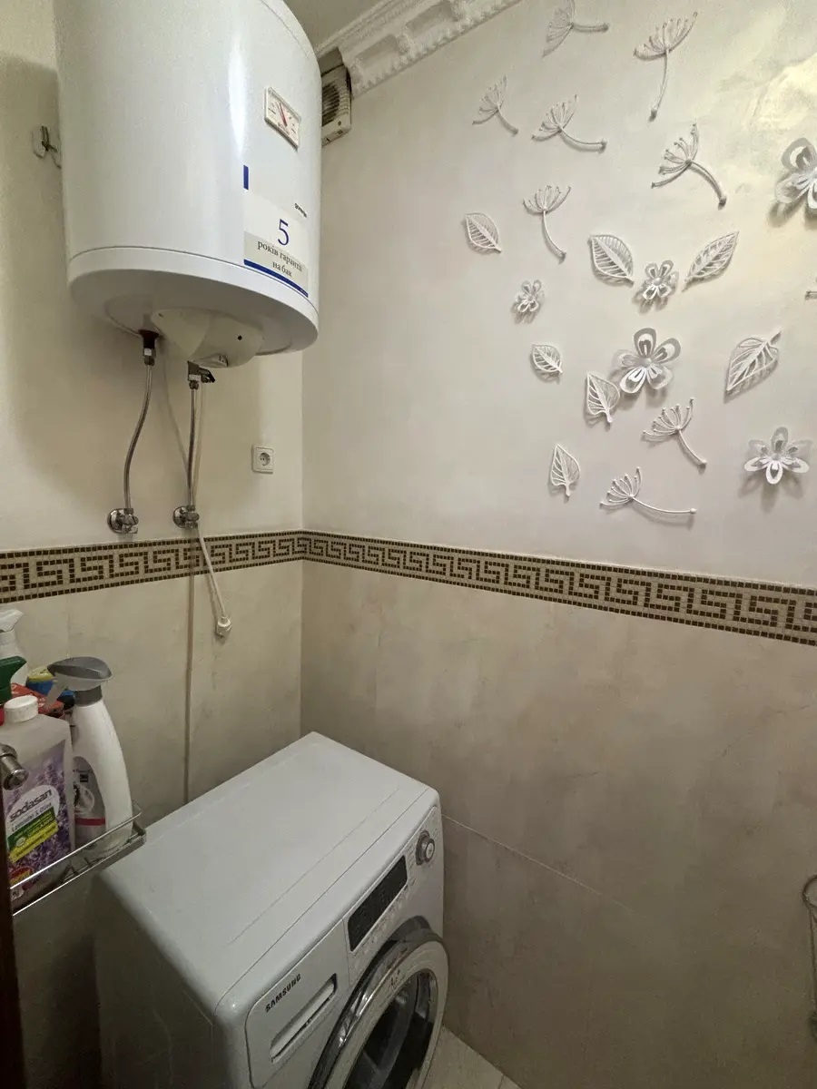 Продажа 3-комнатной квартиры 135 м², Вышгородская ул., 45/2