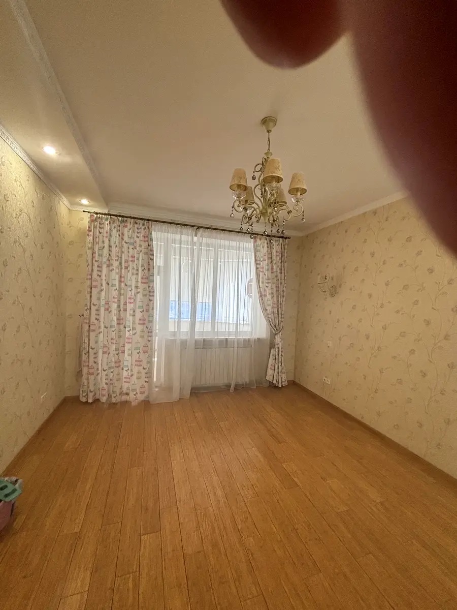 Продажа 3-комнатной квартиры 135 м², Вышгородская ул., 45/2