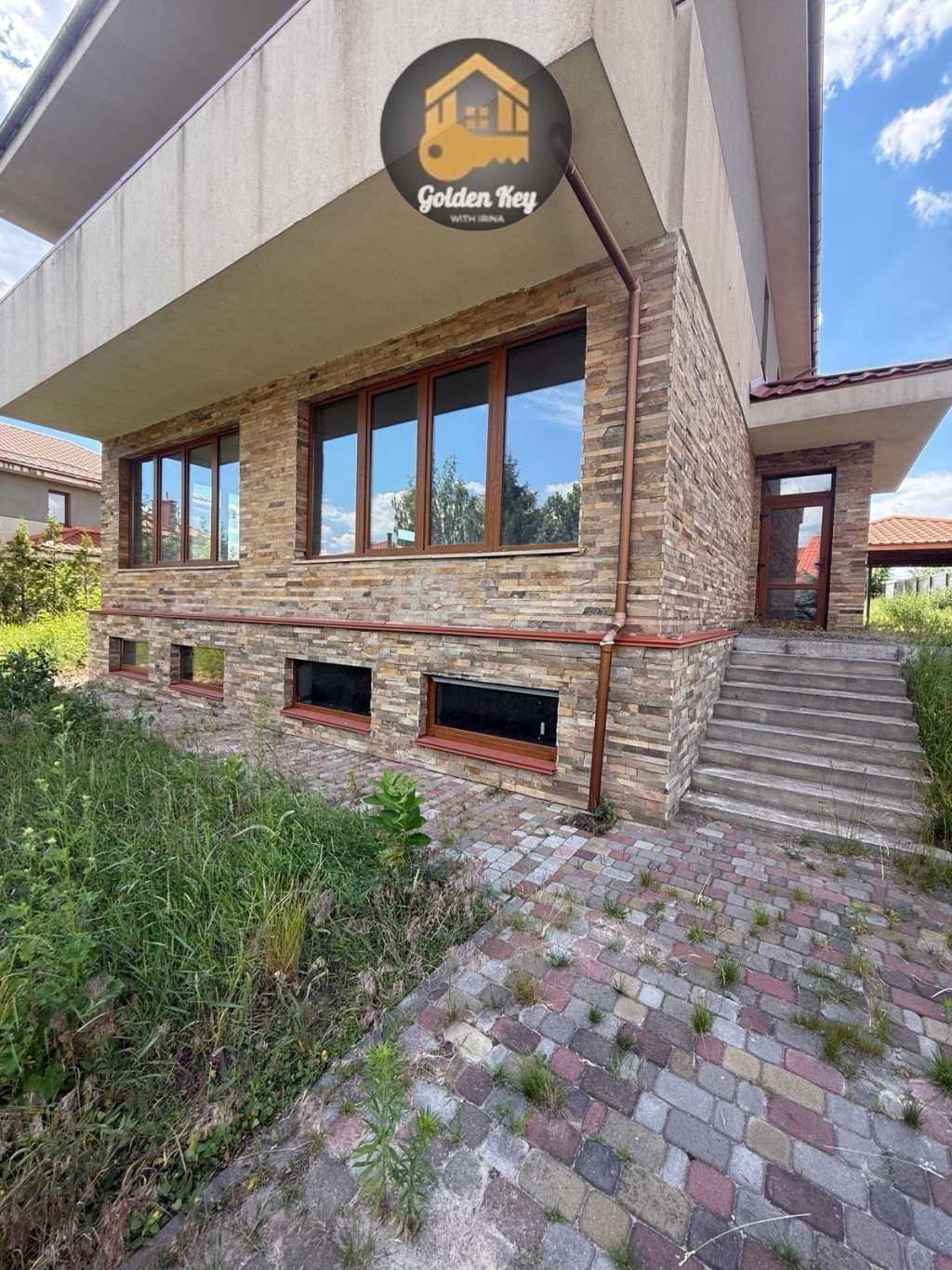 Продаж 5-кімнатної квартири 352.2 м², Гірський, 8
