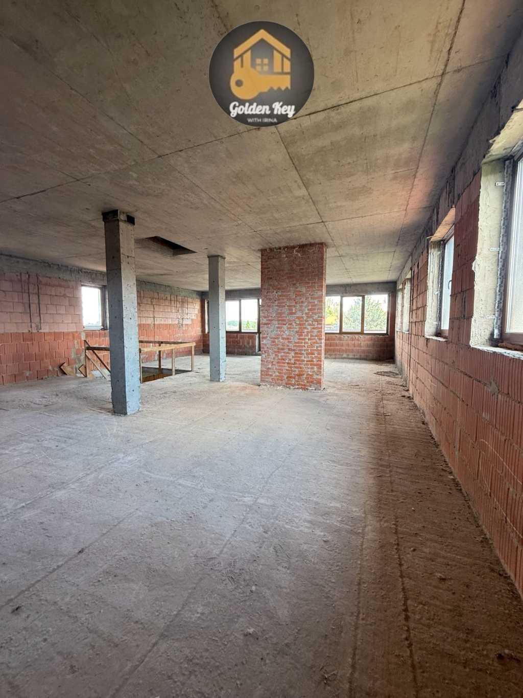 Продаж 5-кімнатної квартири 352.2 м², Гірський, 8