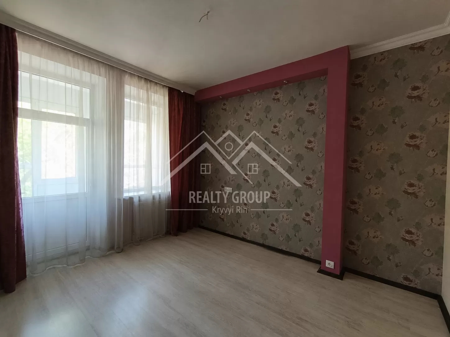 Продаж 2-кімнатної квартири 54.2 м², Катеринівська вул., 16