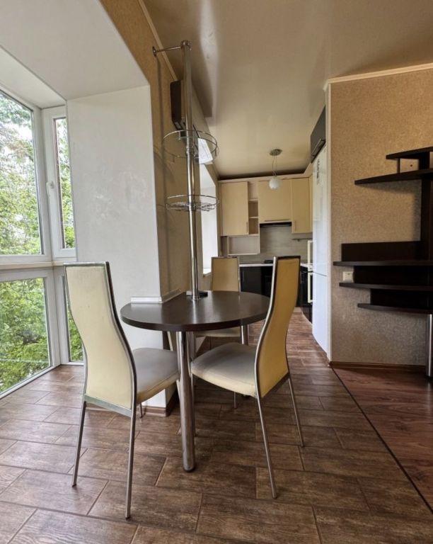 Продаж 3-кімнатної квартири 58 м², Вузька вул.