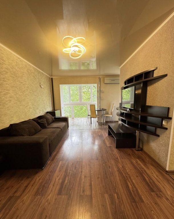 Продаж 3-кімнатної квартири 58 м², Вузька вул.
