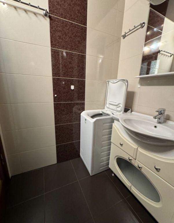Продаж 3-кімнатної квартири 58 м², Вузька вул.