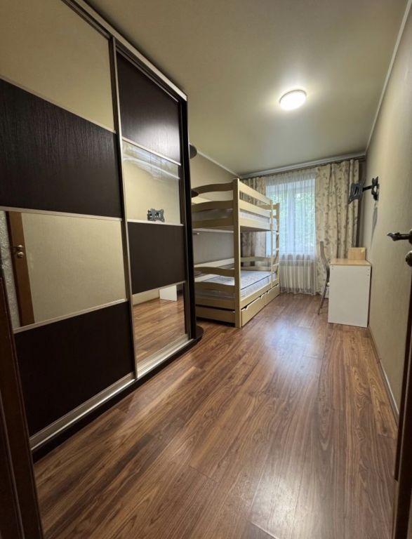 Продаж 3-кімнатної квартири 58 м², Вузька вул.