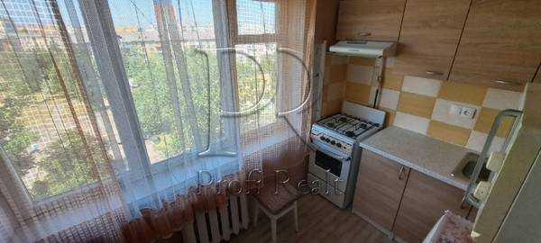 Продажа 2-комнатной квартиры 46 м², Ярослава Гашека бул., 17/1
