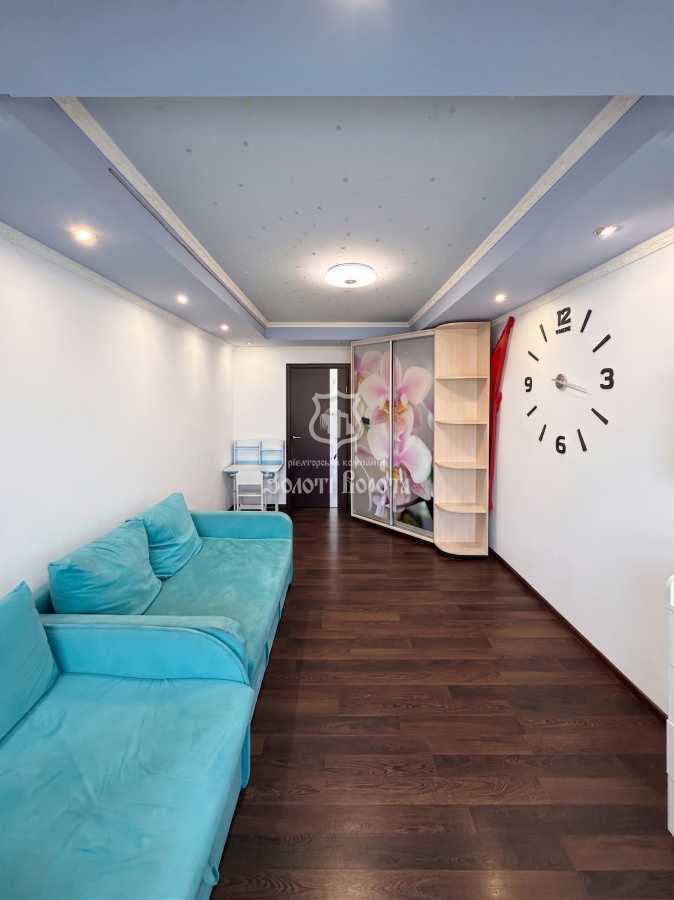 Продаж 2-кімнатної квартири 50.6 м², Сімї Хохлових, 3