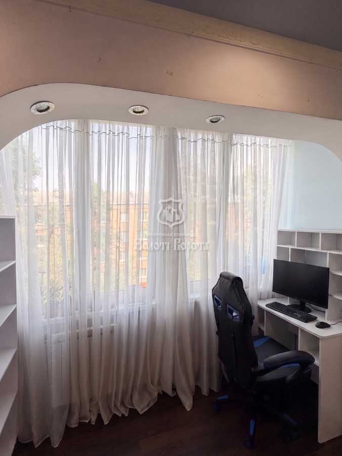 Продаж 2-кімнатної квартири 50.6 м², Сімї Хохлових, 3