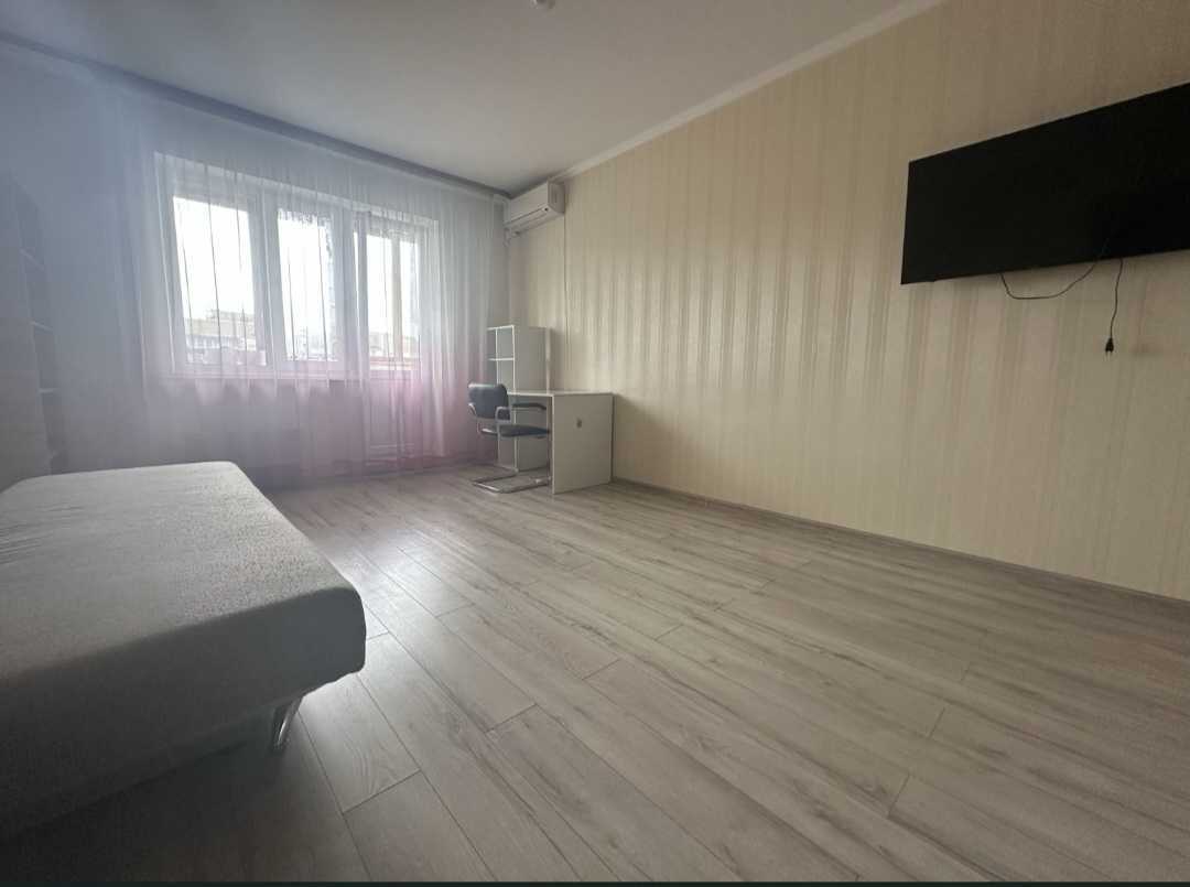 Аренда 2-комнатной квартиры 55 м², Михаила Донца ул., Драгоманова, 25