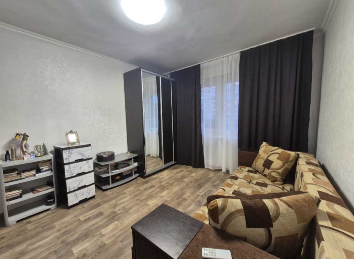 Продажа 3-комнатной квартиры 70 м², Тростянецкая ул., 6Ж