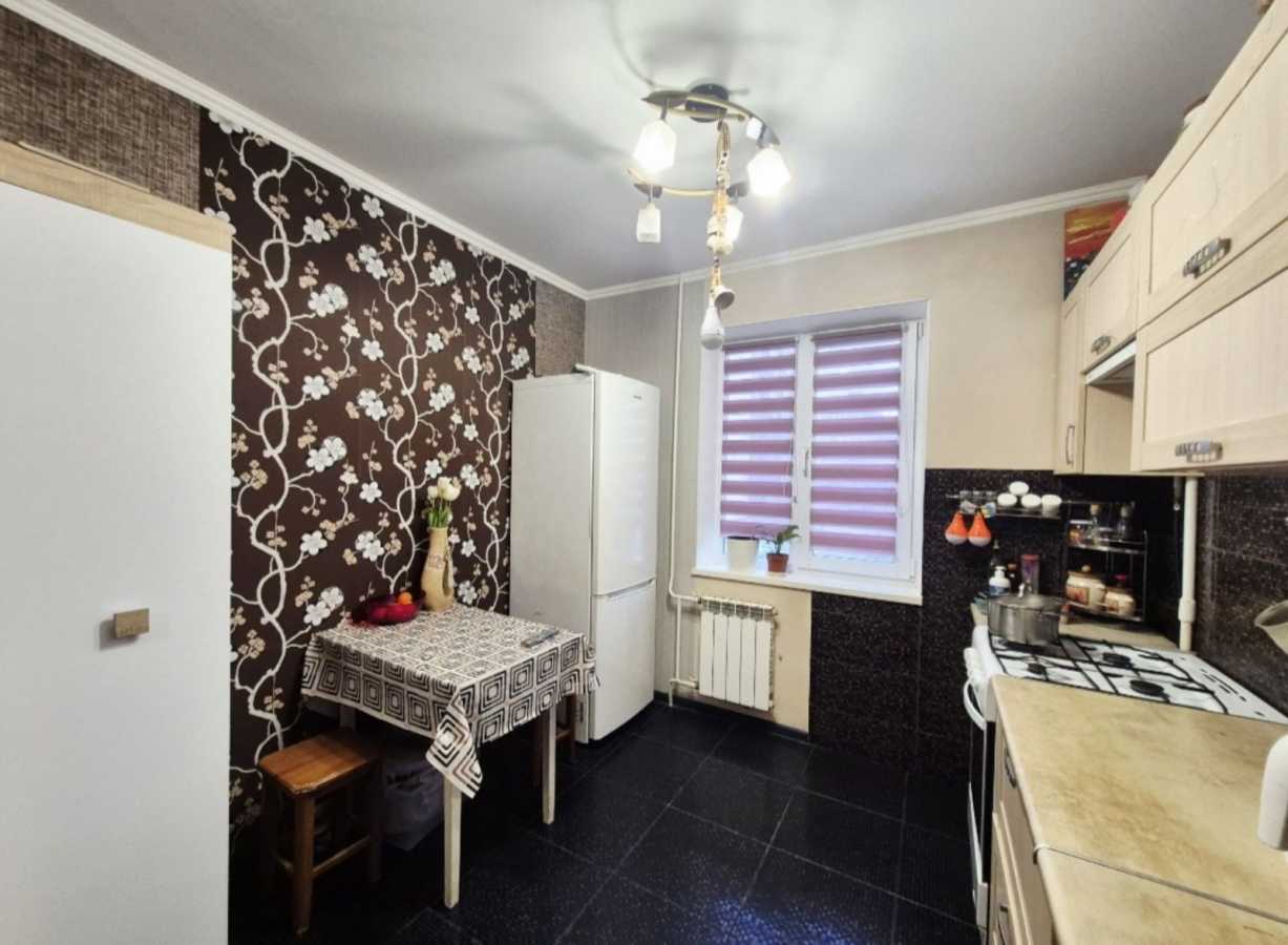 Продажа 3-комнатной квартиры 70 м², Тростянецкая ул., 6Ж