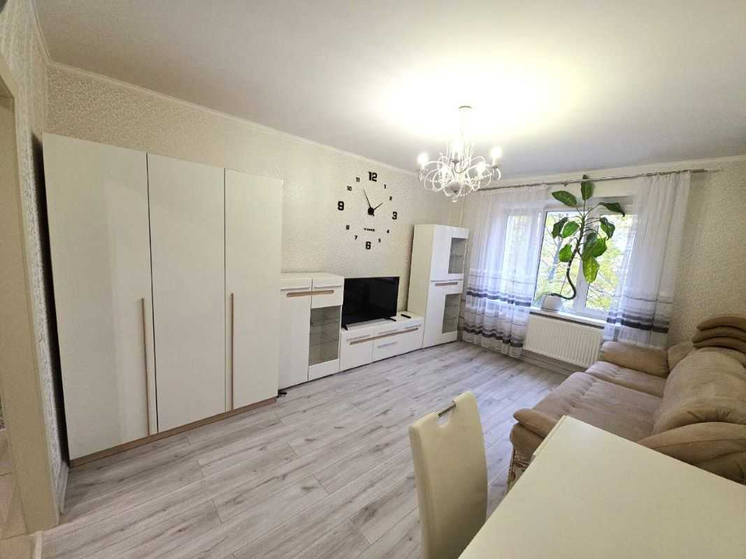 Аренда 2-комнатной квартиры 53 м², Владимира Маяковского просп., 2А