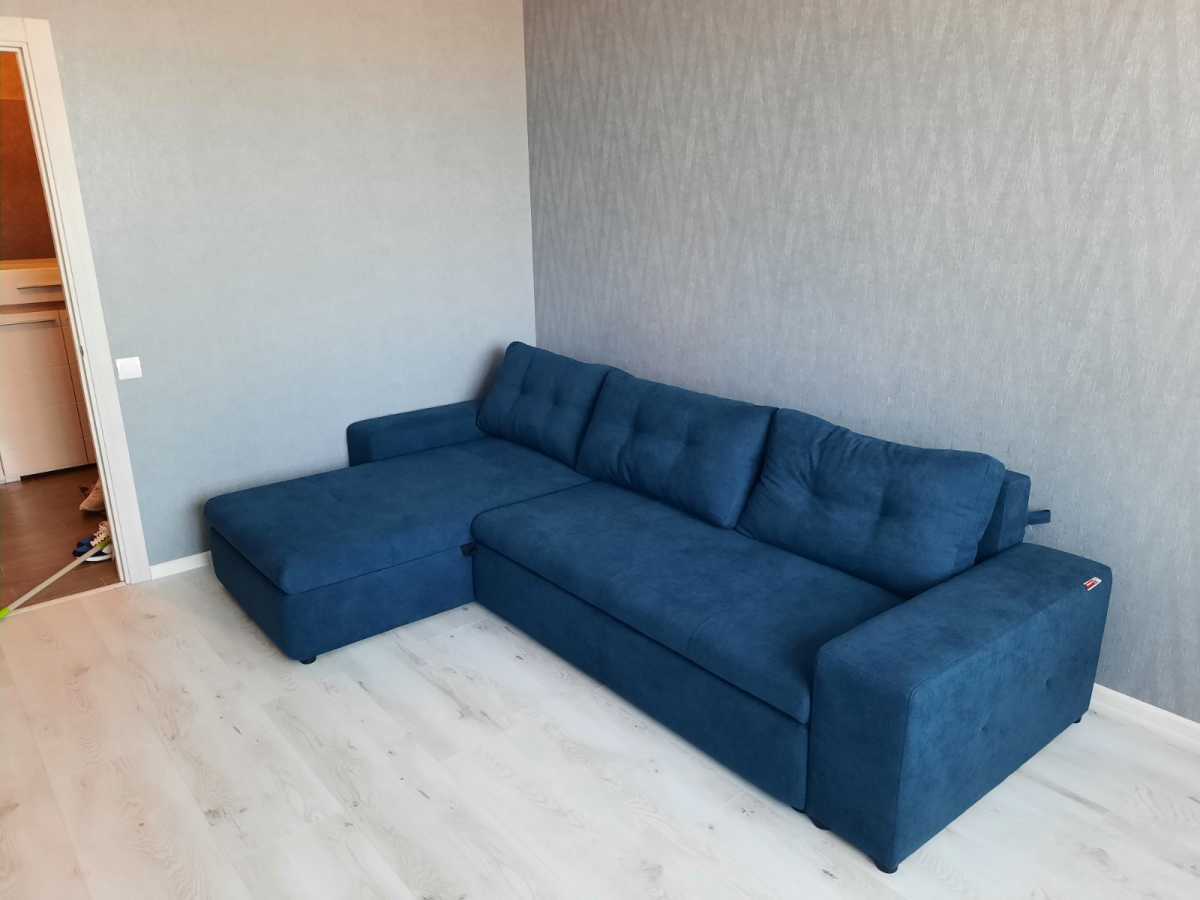 Продаж 2-кімнатної квартири 70 м², Чорновола вул., 6А