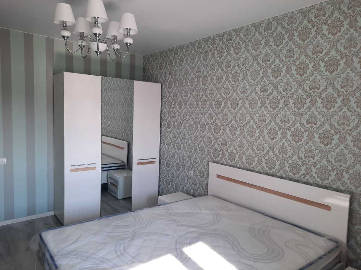 Продаж 2-кімнатної квартири 70 м², Чорновола вул., 6А