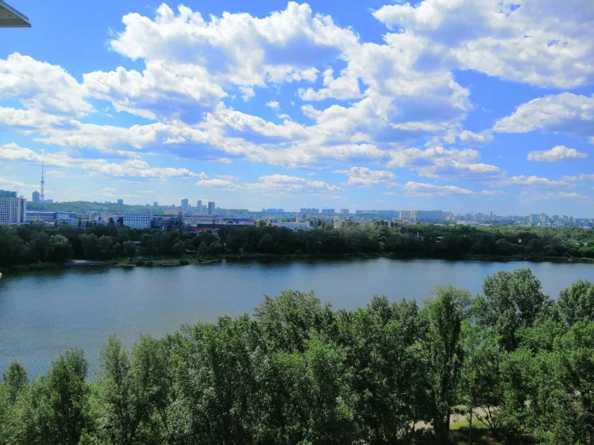 Продаж 2-кімнатної квартири 60.9 м², Йорданська вул., 5А