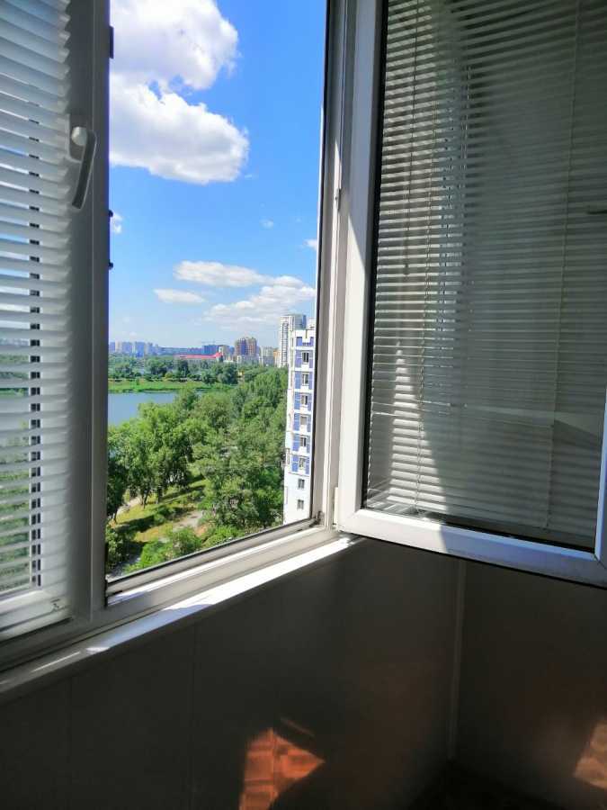 Продаж 2-кімнатної квартири 60.9 м², Йорданська вул., 5А