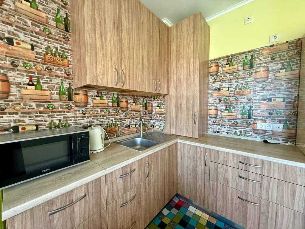 Продажа 1-комнатной квартиры 46.1 м², Центральна, 37