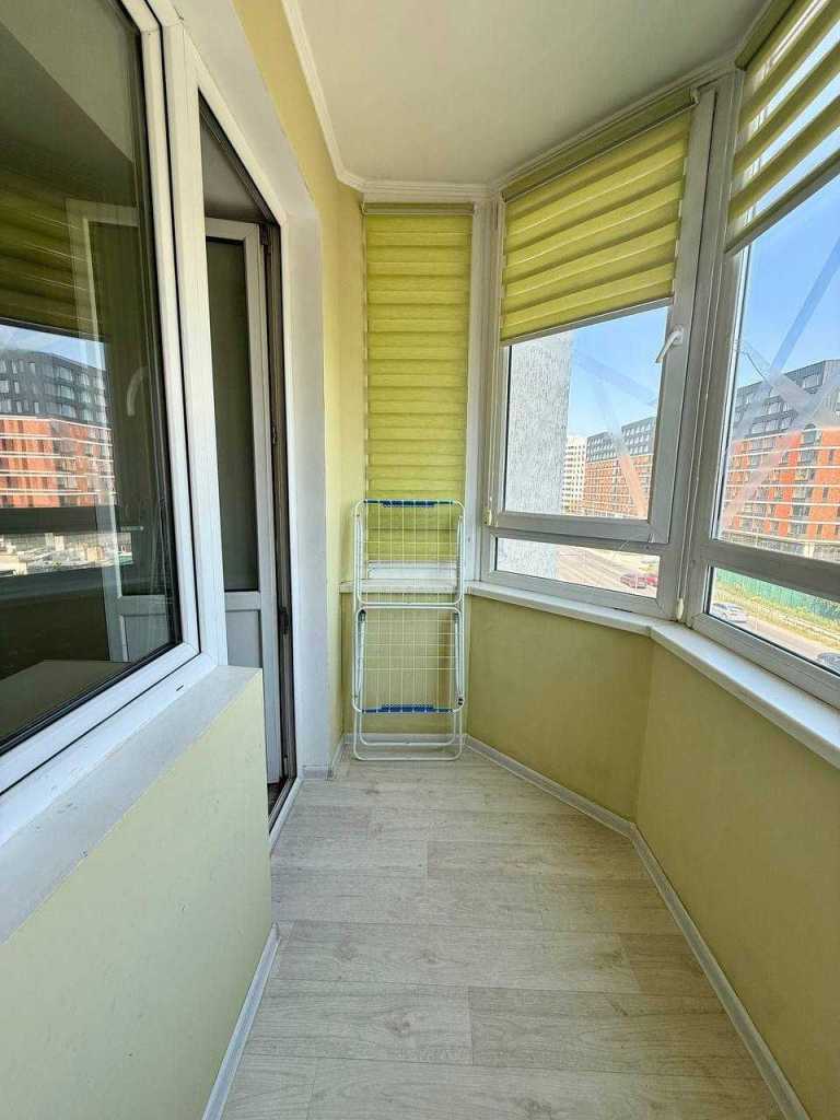 Продажа 1-комнатной квартиры 46.1 м², Центральна, 37