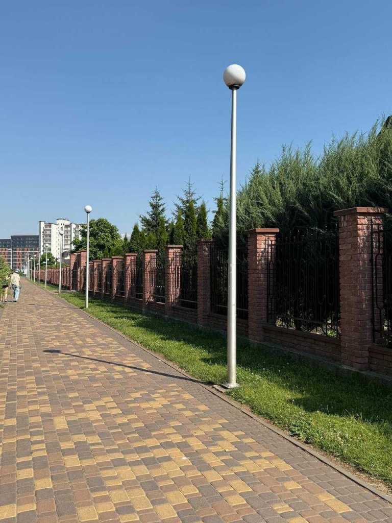 Продажа 1-комнатной квартиры 46.1 м², Центральна, 37