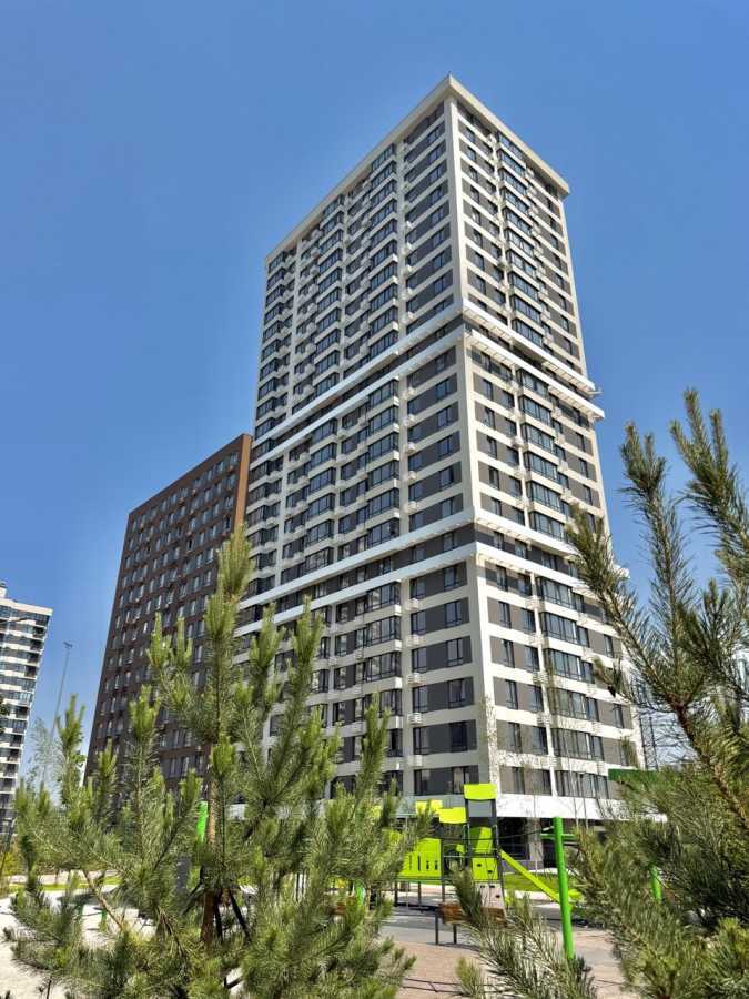 Продаж 3-кімнатної квартири 88 м², Олександра Олеся вул., 17а