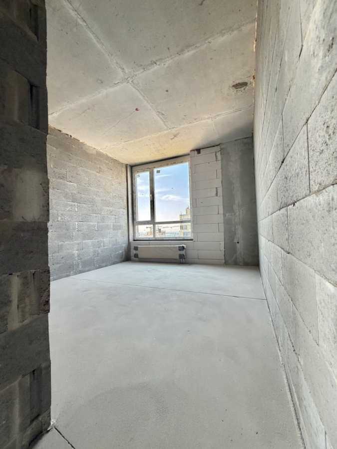 Продаж 3-кімнатної квартири 88 м², Олександра Олеся вул., 17а