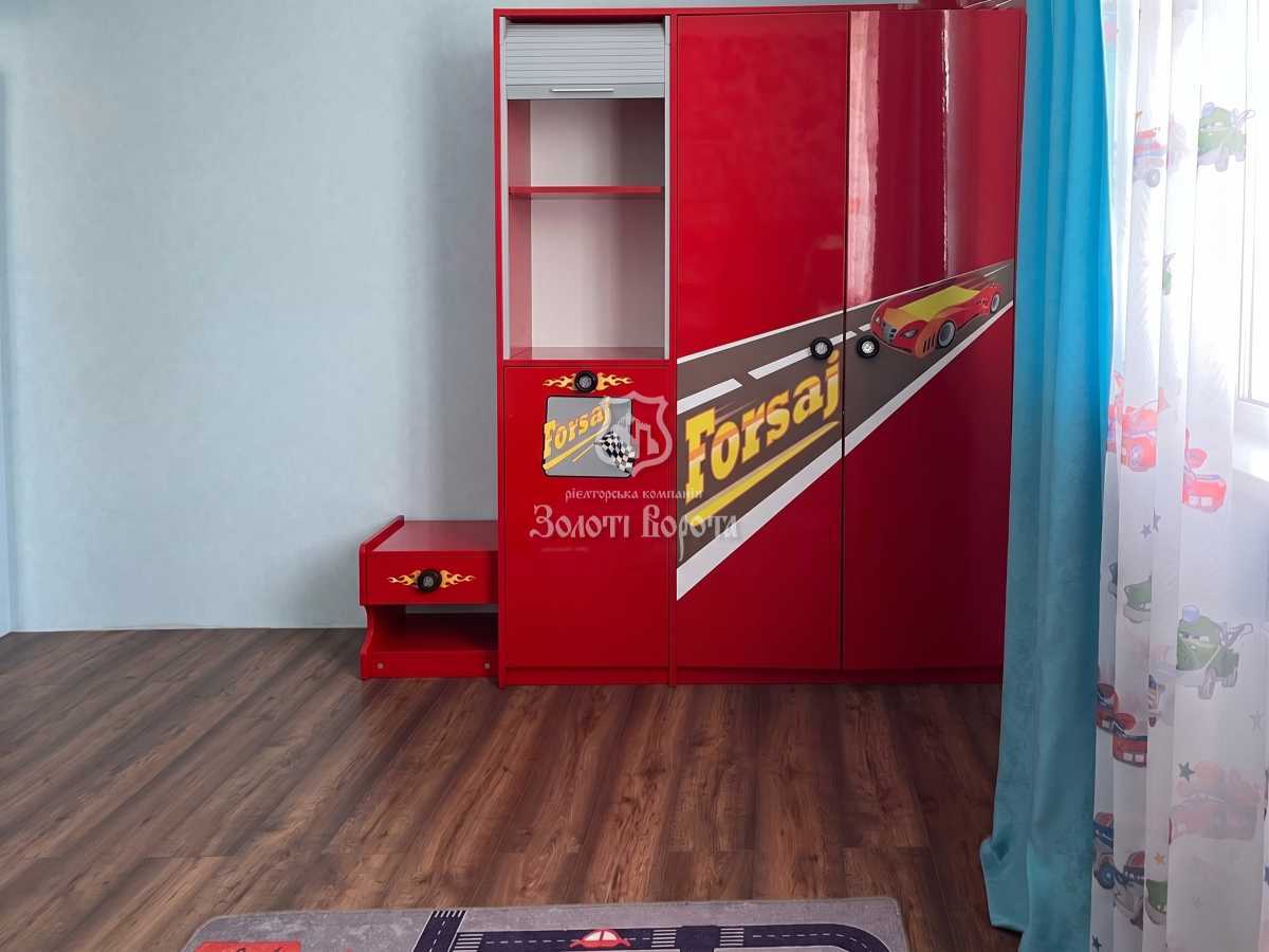 Продаж 5-кімнатної квартири 173.3 м², Волошкова, 37а