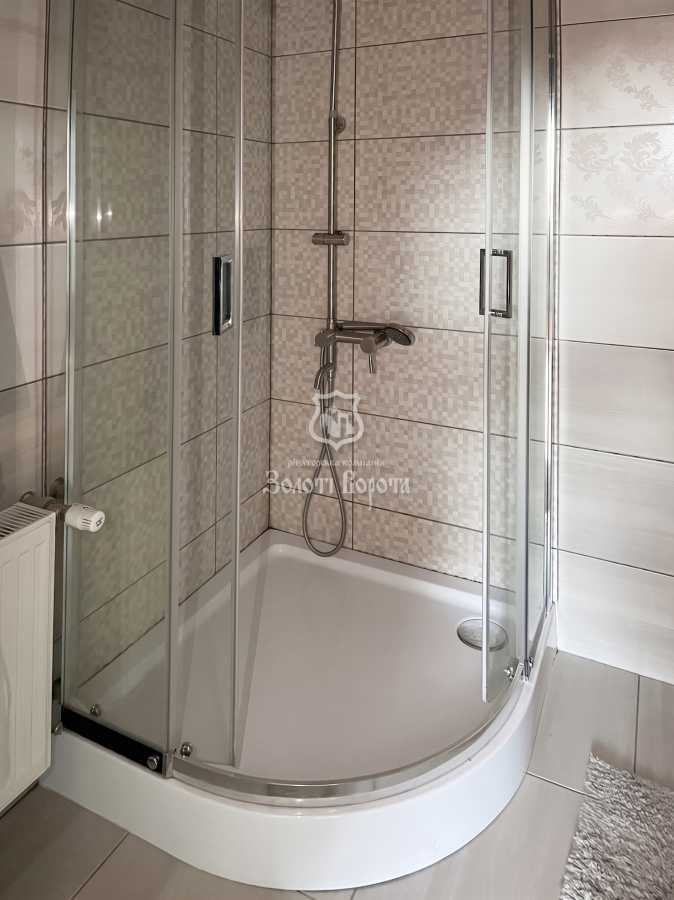 Продаж 5-кімнатної квартири 173.3 м², Волошкова, 37а