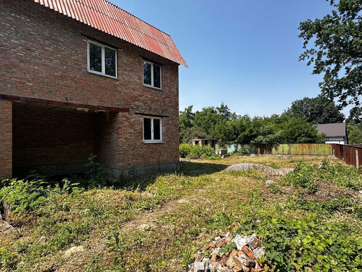 Продаж дачі 120 м², Будівельник