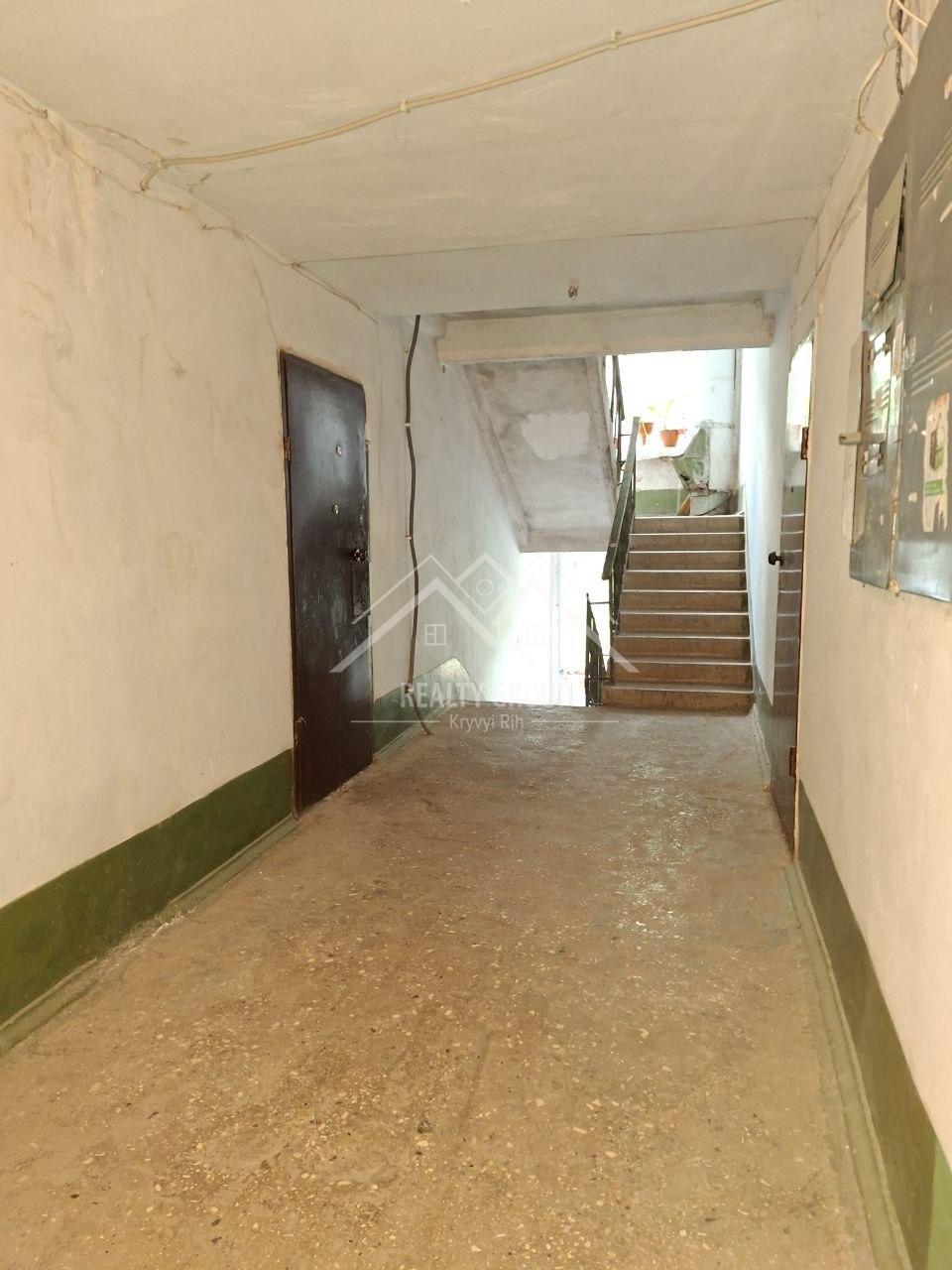 Продажа 4-комнатной квартиры 70 м², Гагарина просп.