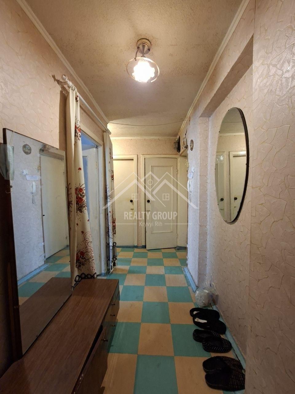 Продажа 4-комнатной квартиры 70 м², Гагарина просп.