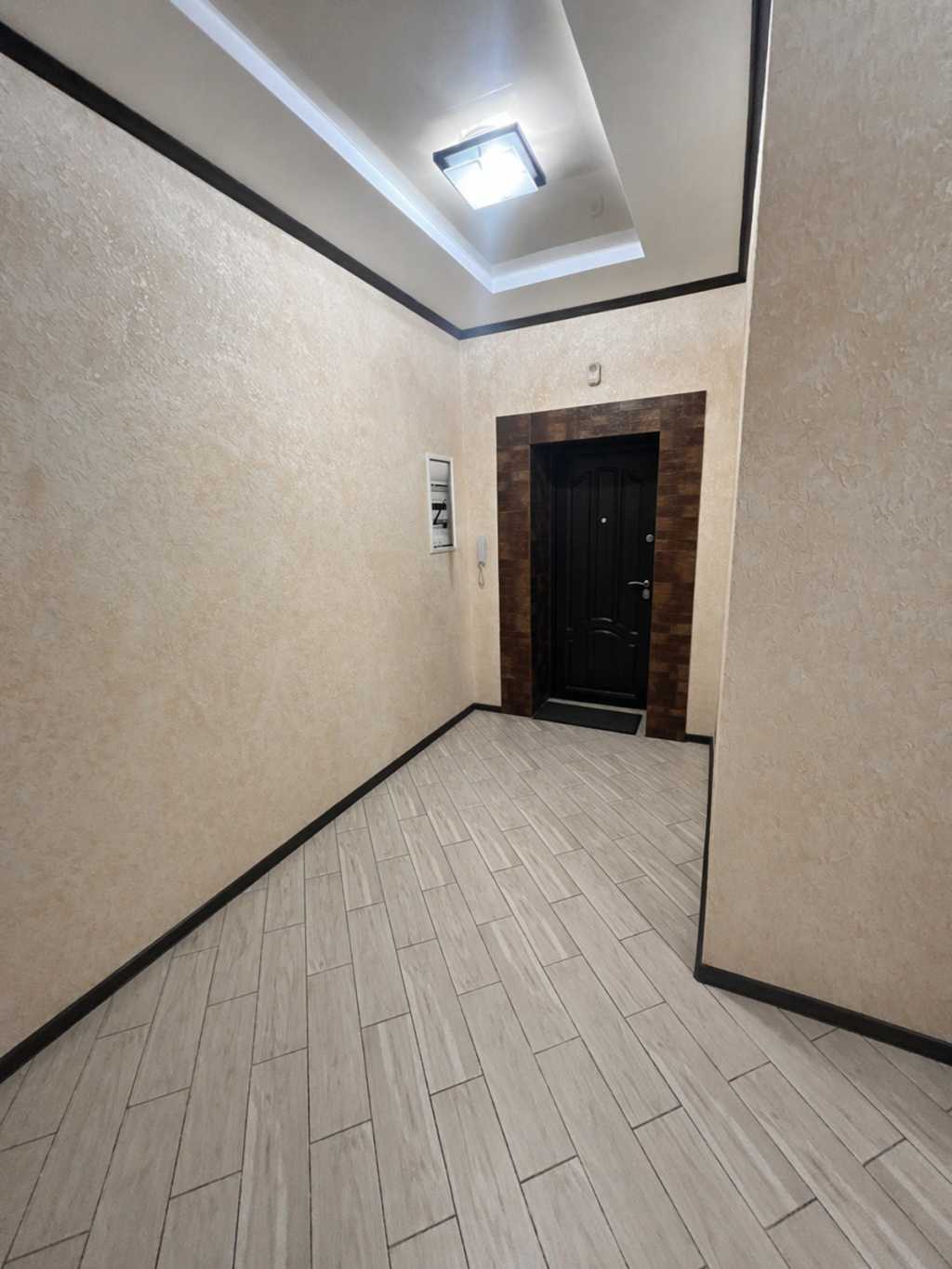 Продаж 2-кімнатної квартири 80 м², Олега Ольжича вул.