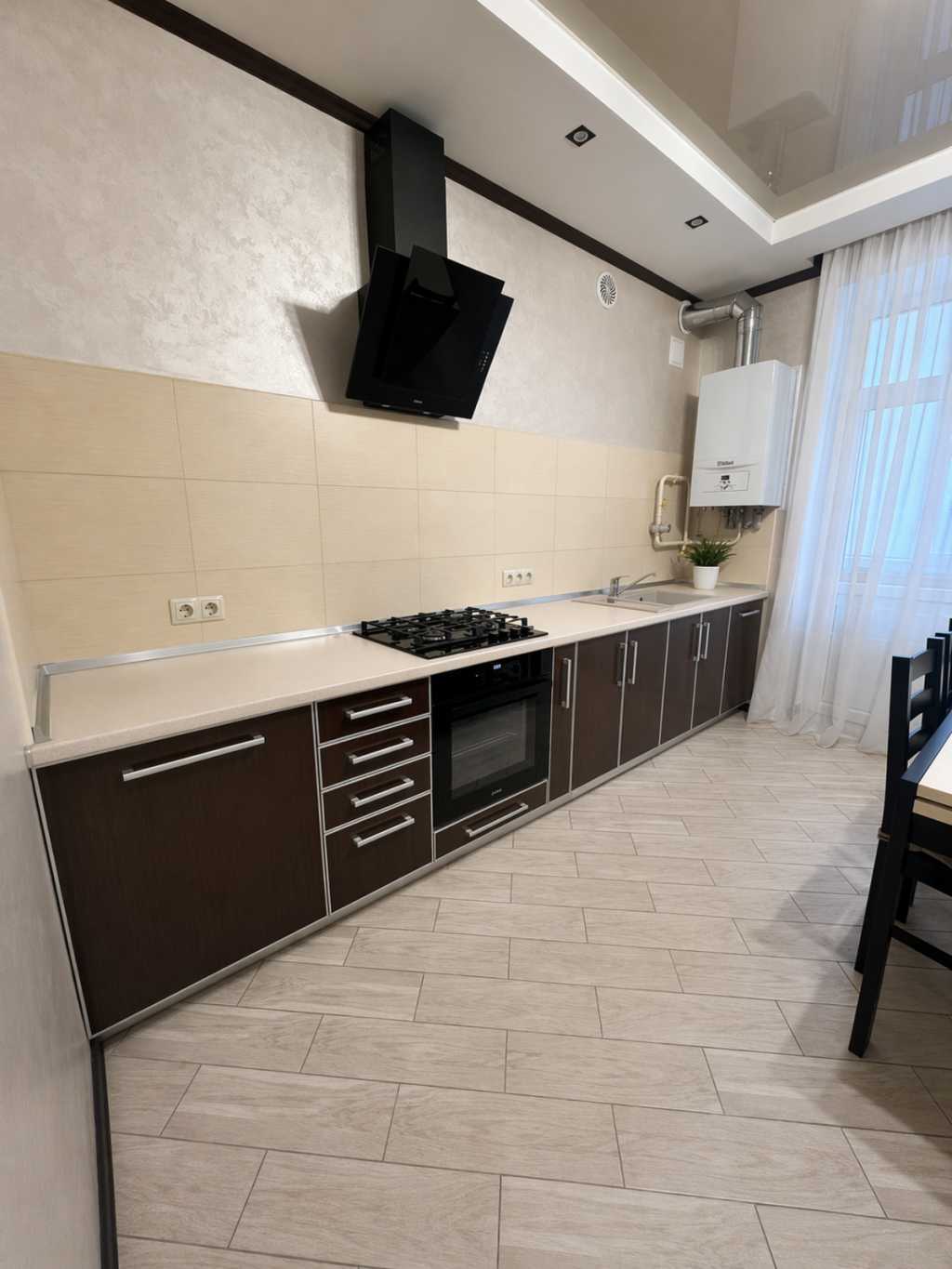 Продаж 2-кімнатної квартири 80 м², Олега Ольжича вул.