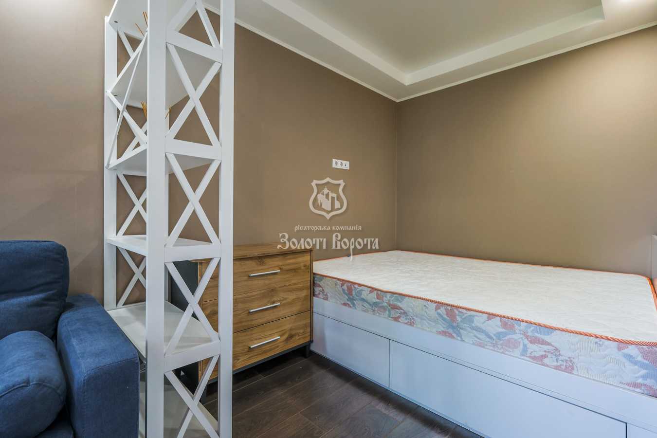 Продаж 1-кімнатної квартири 30.5 м², Олени Теліги вул., 9