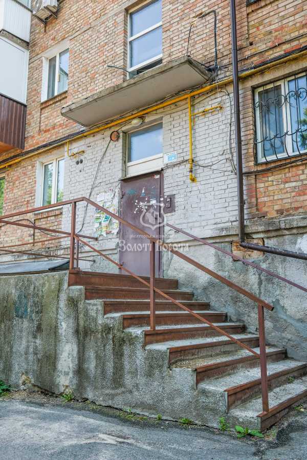 Продаж 1-кімнатної квартири 30.5 м², Олени Теліги вул., 9