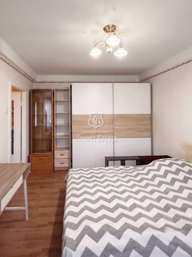 Продажа 1-комнатной квартиры 28.8 м², Пражская ул., 28