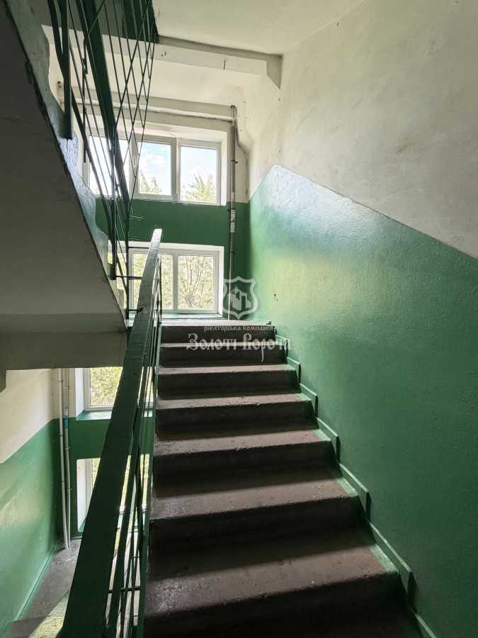 Продажа 1-комнатной квартиры 28.8 м², Пражская ул., 28
