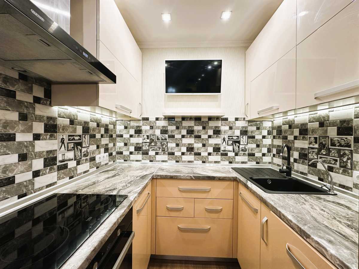 Продажа 1-комнатной квартиры 52 м², Михаила Донца ул., Ломоносова, 48