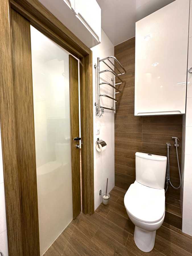 Продажа 1-комнатной квартиры 52 м², Михаила Донца ул., Ломоносова, 48