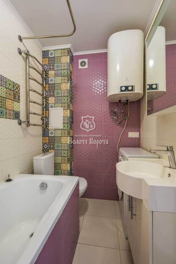 Продаж 1-кімнатної квартири 35.1 м², Русанівська наб., 8