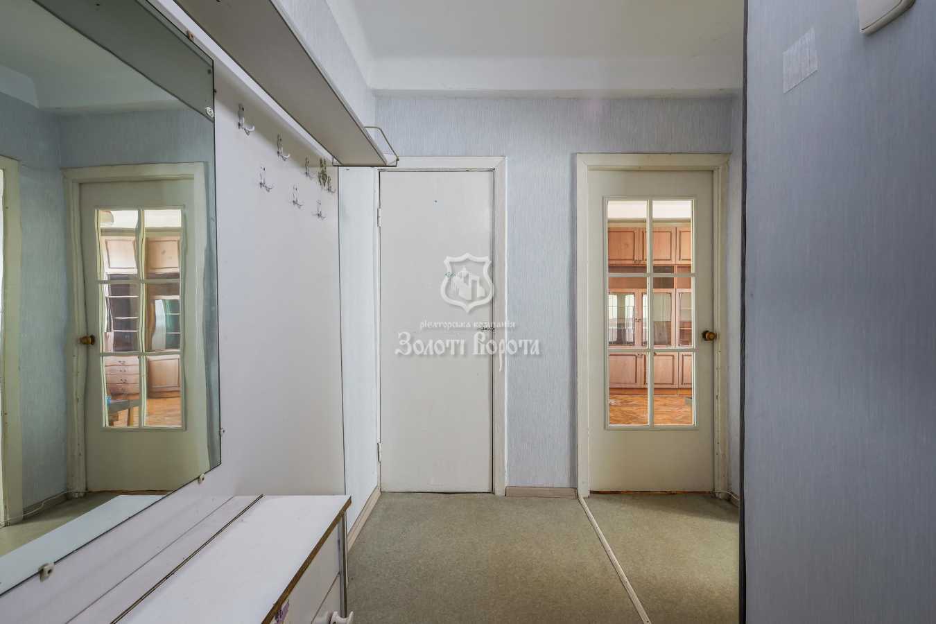 Продаж 1-кімнатної квартири 35.1 м², Русанівська наб., 8
