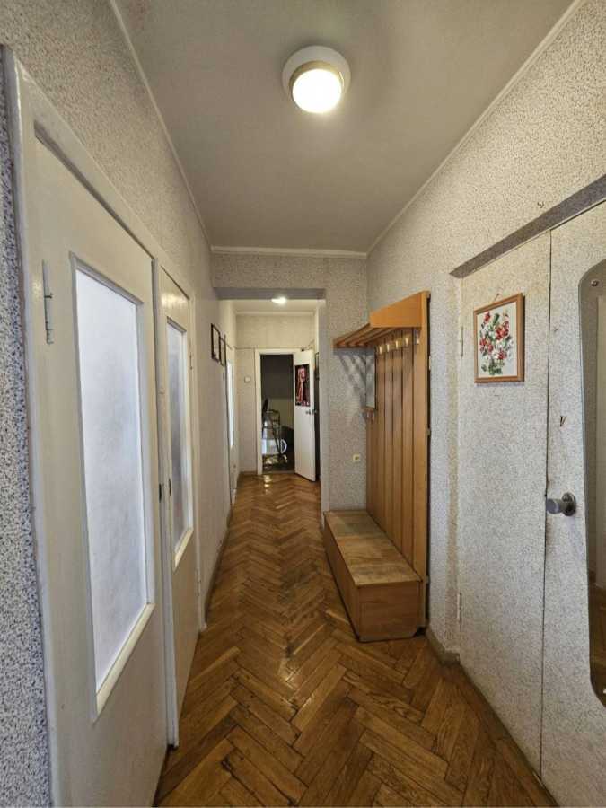 Продажа 2-комнатной квартиры 61 м², Виноградная ул., 1