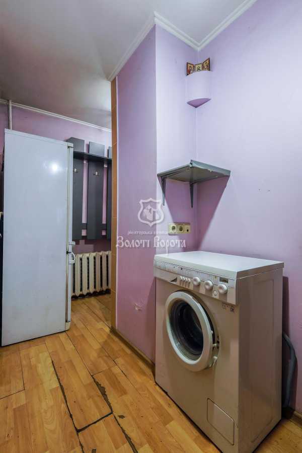 Продаж 1-кімнатної квартири 28.9 м², Верховинна вул., 85