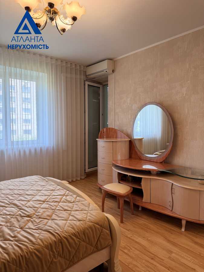 Продажа 4-комнатной квартиры 126 м², Шота Руставели ул., 10