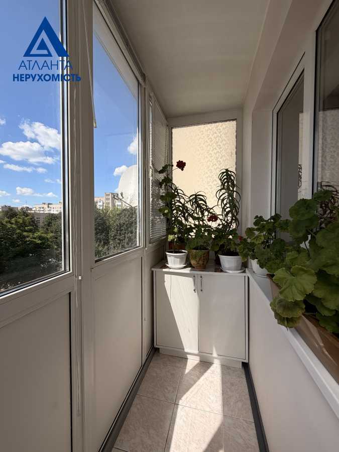 Продажа 4-комнатной квартиры 126 м², Шота Руставели ул., 10